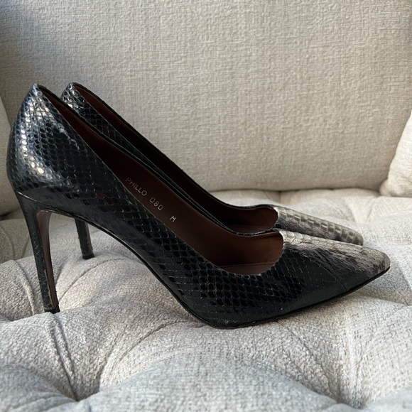 Donald J Pliner Black and White Snake Skinned Shoes - Picture 3 of 6